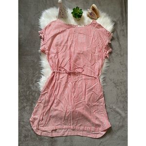 Beach lunch lounge ruffle sleeves shift dress